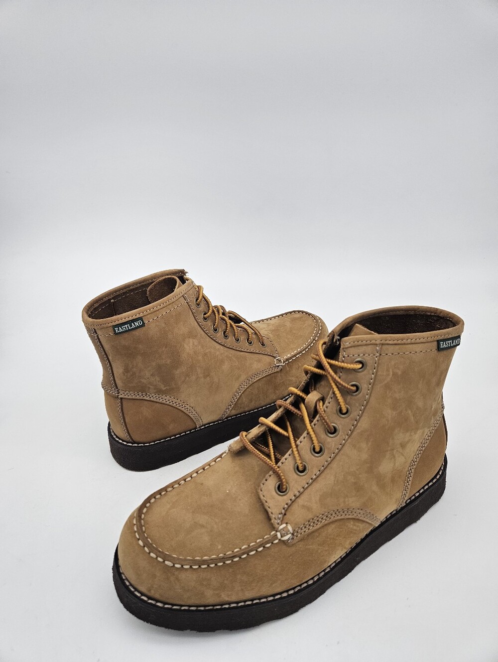 Eastland Men's Lumber Up Lace-Up Leather Boots in Tan Sz 9D Lightweight Durable - Picture 2 of 12